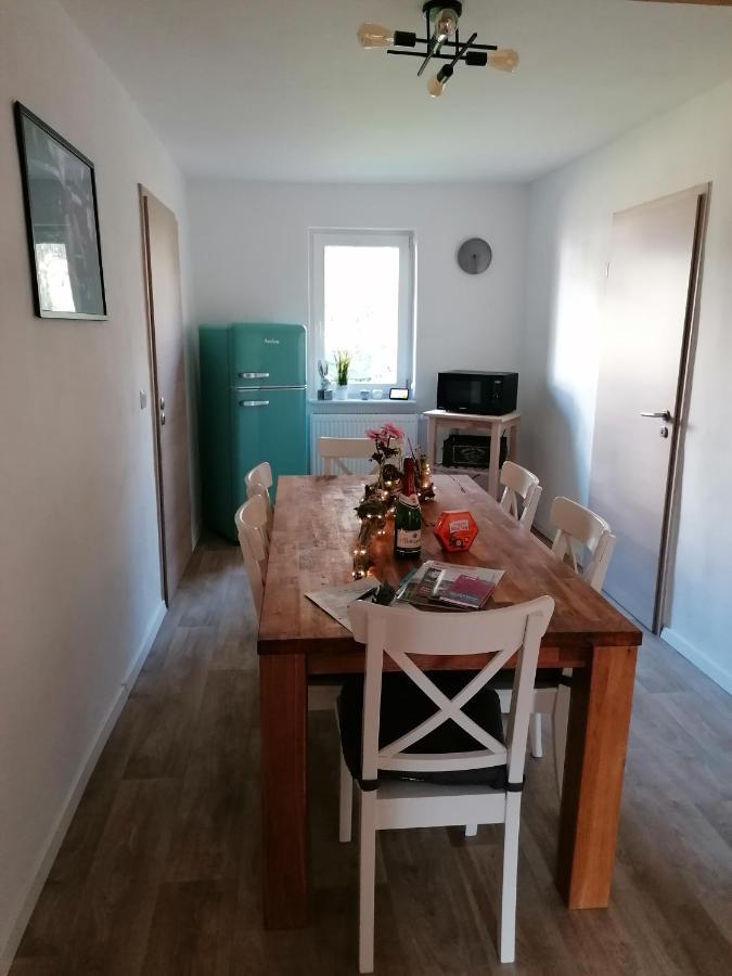 Fewo Im Lehm-Fachwerkhaus Erfurt Mit 3 Einzelnen Schlafzimmern Je Mit Tv Exterior foto